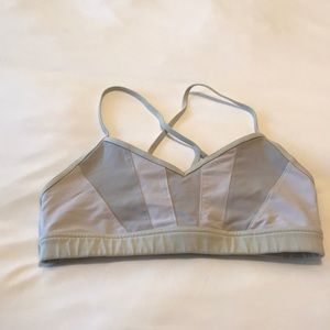 Alo Yoga sport bra
